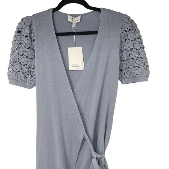 & Other Stories Light Blue Crochet Sleeves Knit Wrap Dress Sz S Women’s NWT‎ - Picture 3 of 9